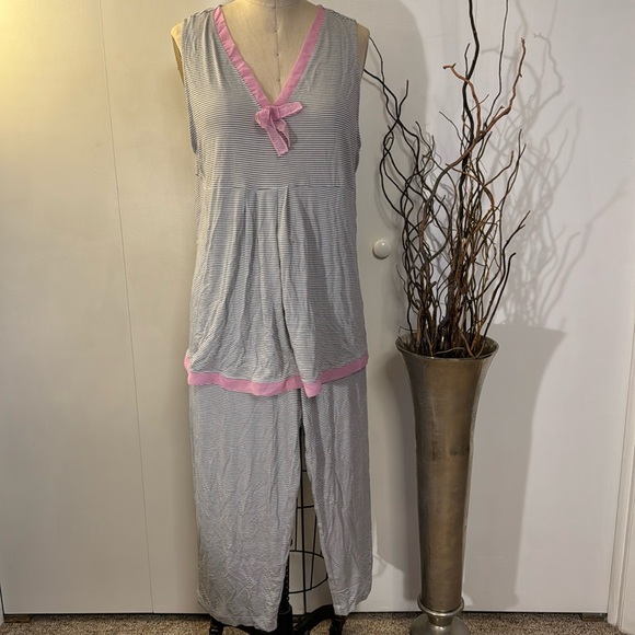 Dkny Other - DKNY gray and white striped sleeveless pajama set